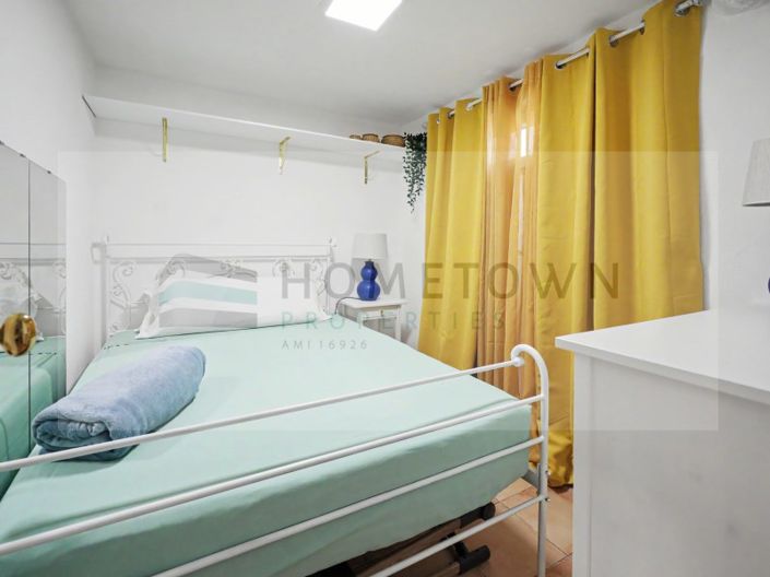 Image No.21-4 Bed House for sale