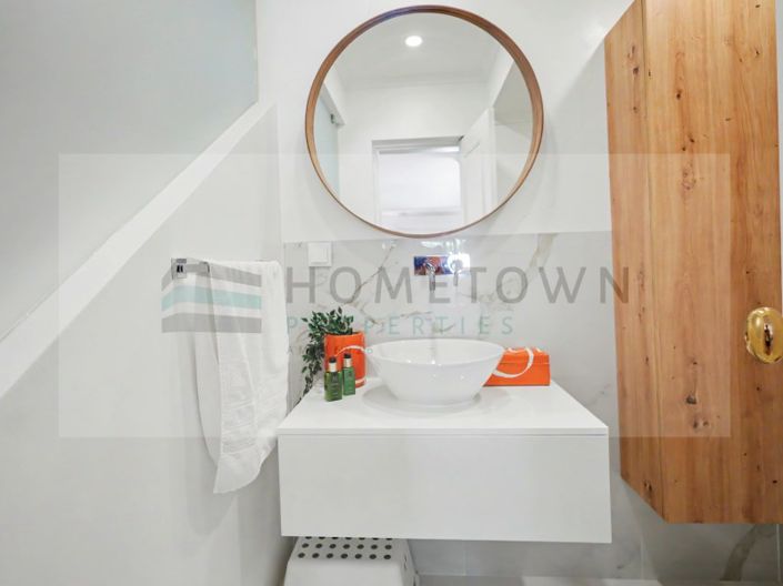 Image No.29-4 Bed House for sale