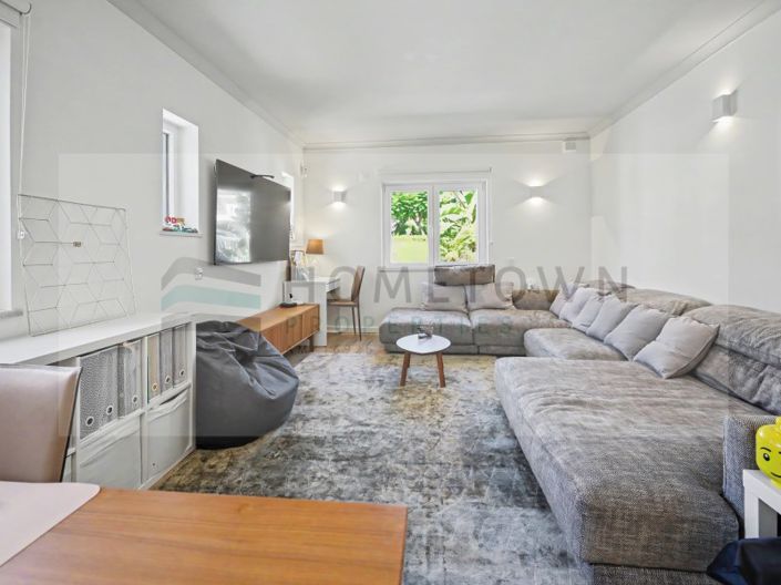 Image No.3-4 Bed House for sale