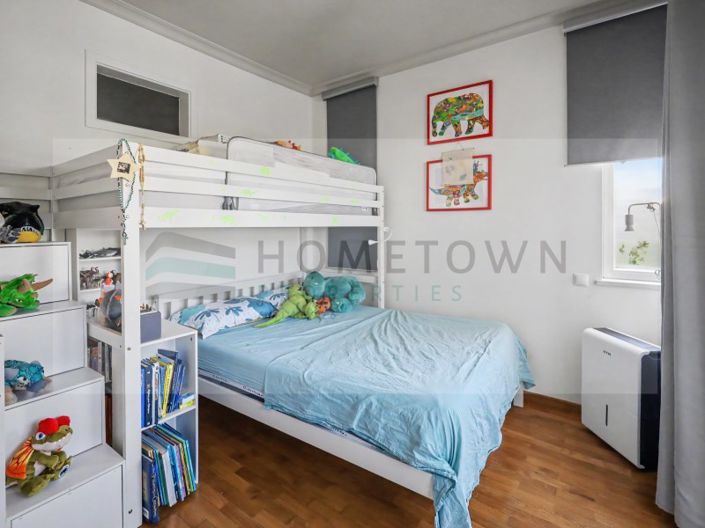 Image No.41-4 Bed House for sale