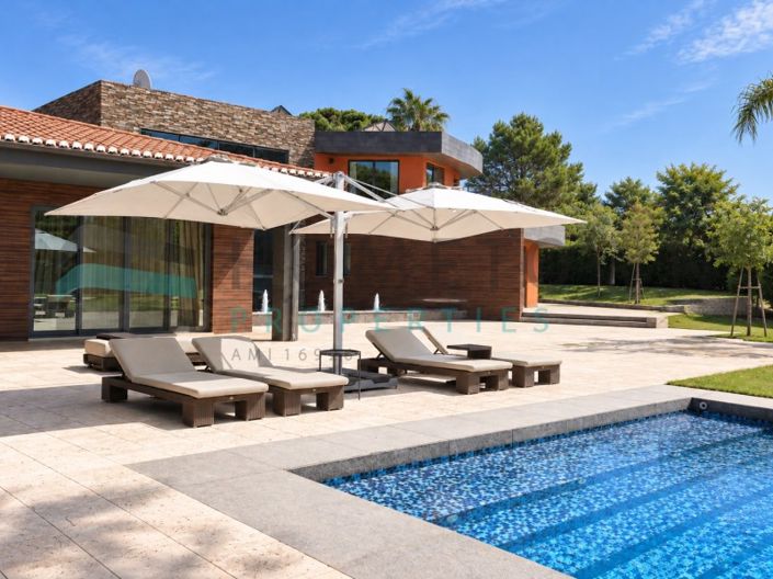 Image No.15-5 Bed House for sale