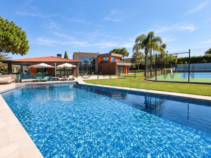Image No.3-5 Bed House for sale