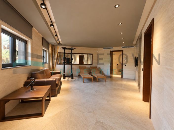 Image No.36-5 Bed House for sale