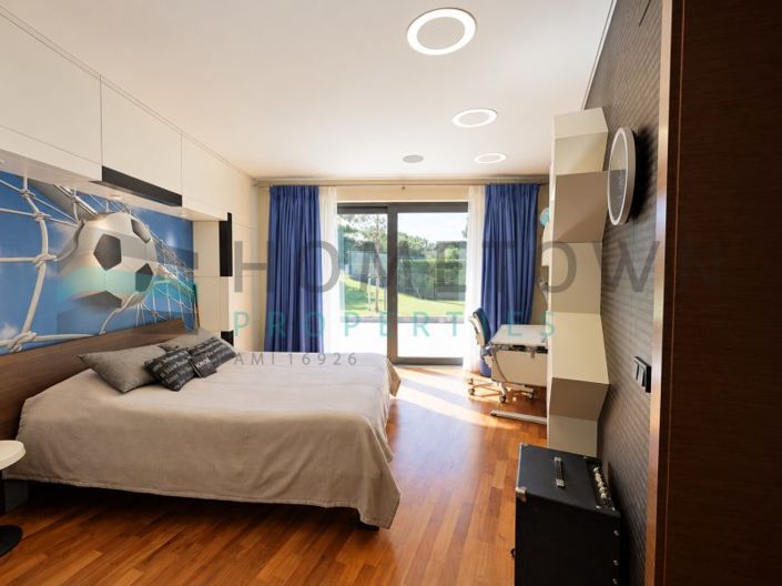 Image No.48-5 Bed House for sale