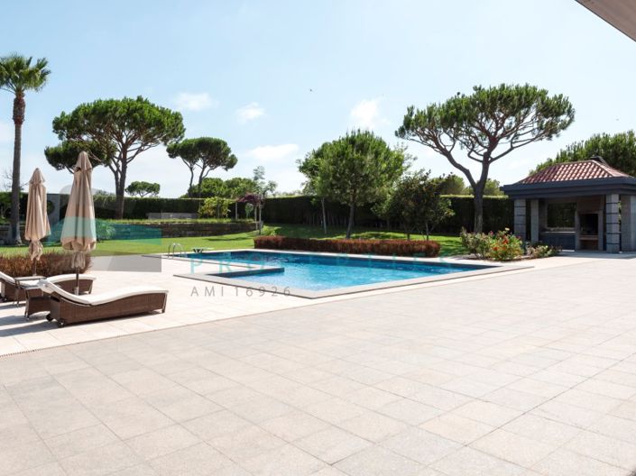 Image No.14-4 Bed House for sale