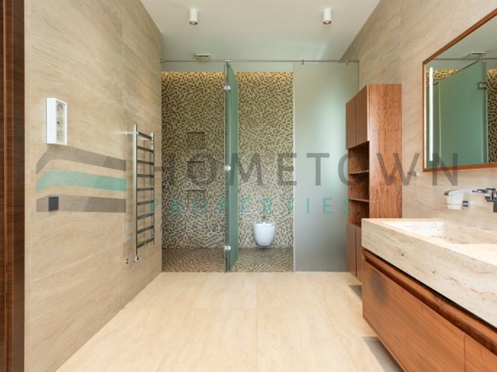Image No.23-4 Bed House for sale