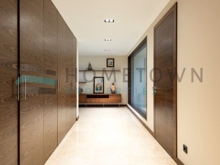 Image No.38-4 Bed House for sale
