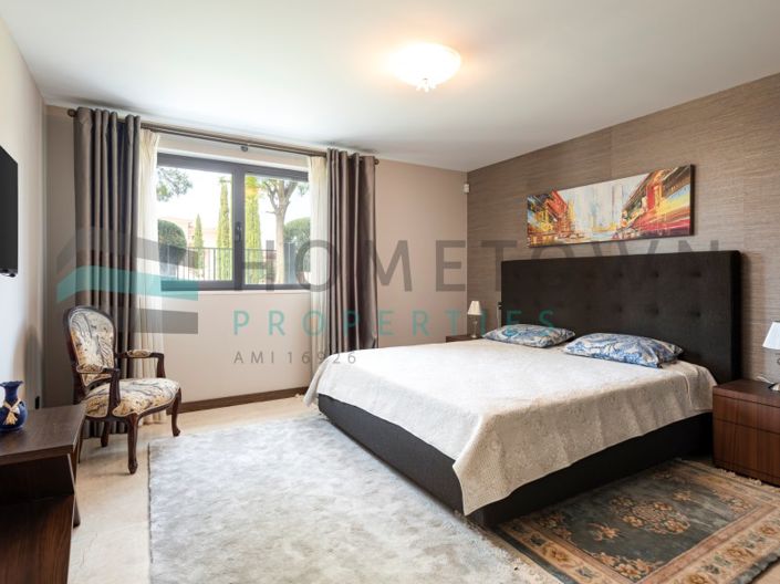 Image No.45-4 Bed House for sale