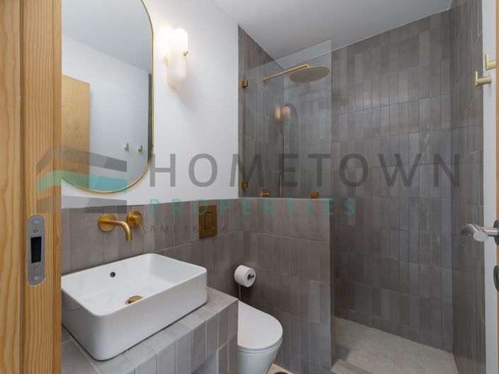 Image No.23-3 Bed House for sale