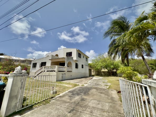 Image No.1-4 Bed Property for sale