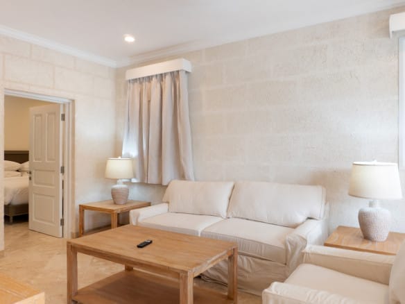 Image No.1-1 Bed Property for sale