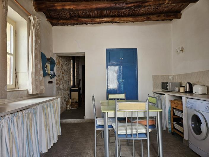 Image No.6-1 Bed House for sale