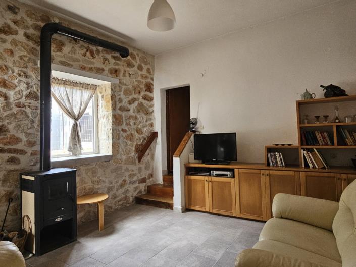 Image No.7-1 Bed House for sale