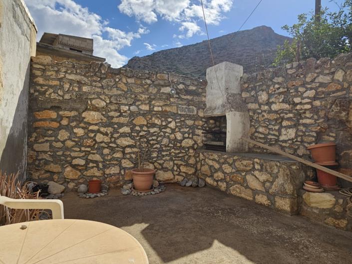 Image No.15-1 Bed House for sale