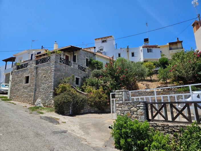 Image No.3-Maison de village de 3 chambres à vendre à Gouves