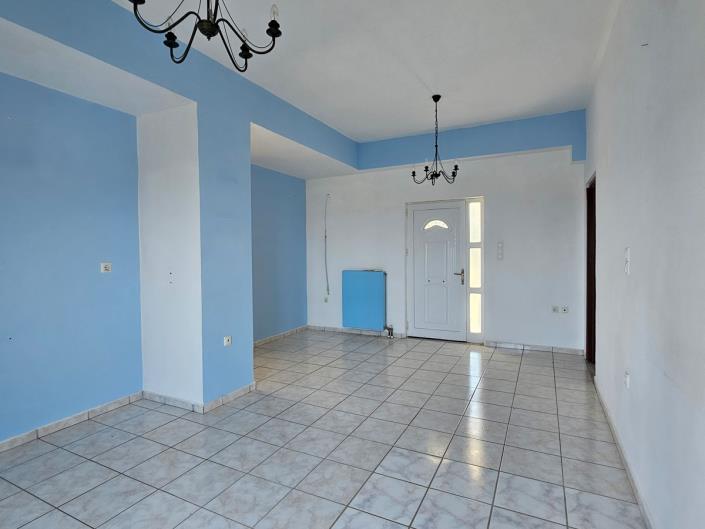 Image No.2-Appartement de 4 chambres à vendre à Sissi