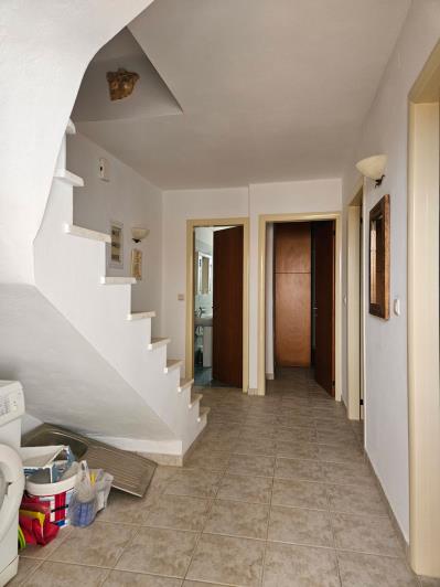 Image No.4-3 Bed Maisonette for sale