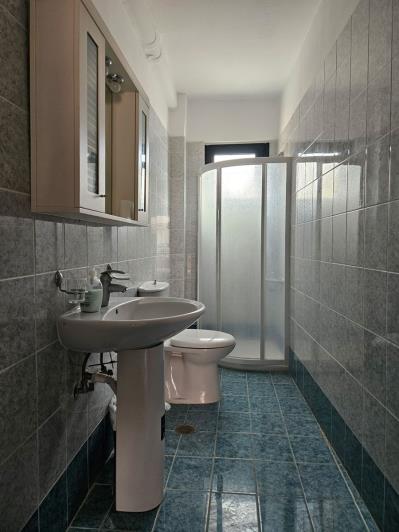 Image No.12-3 Bed Maisonette for sale