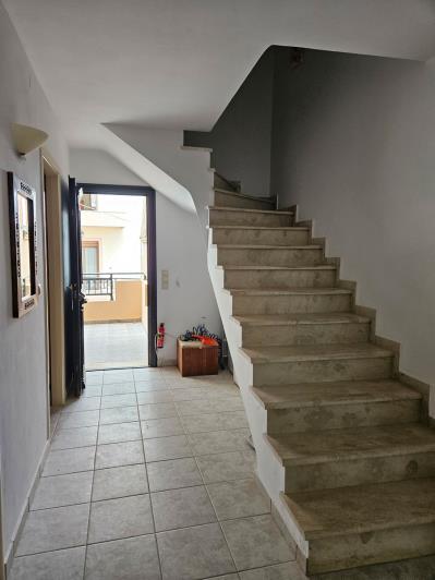 Image No.13-3 Bed Maisonette for sale