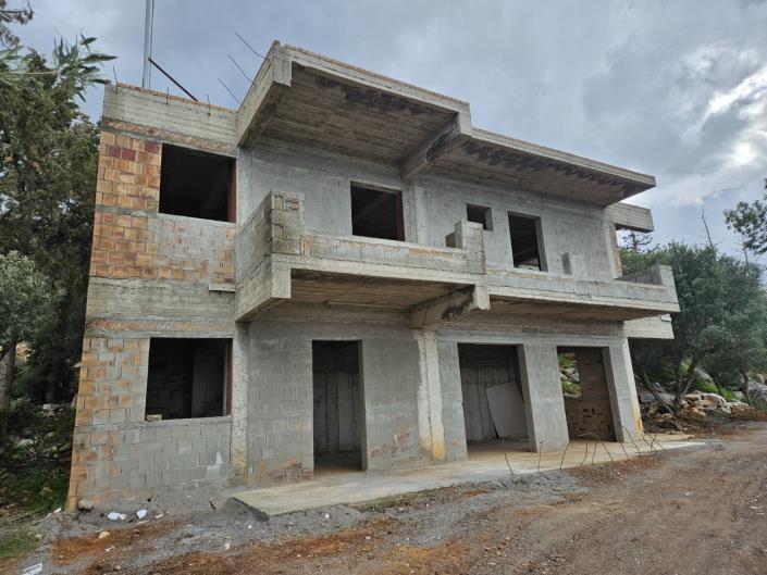 Image No.1-2 Bed House for sale