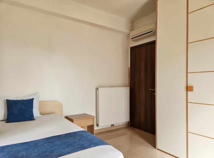 Image No.24-4 Bed House for sale