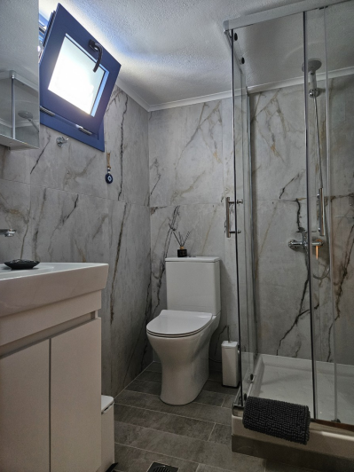 Image No.25-2 Bed Apartment for sale