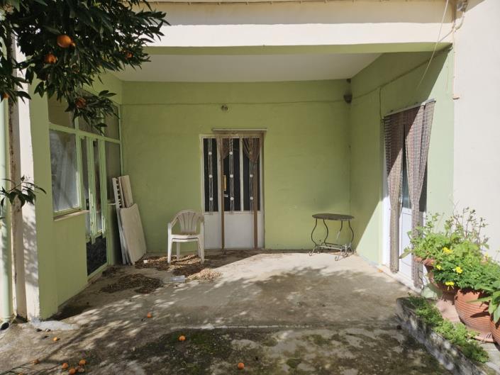 Image No.2-2 Bed Country House for sale