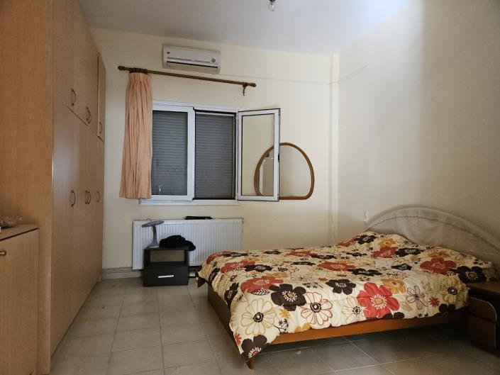 Image No.5-2 Bed Country House for sale