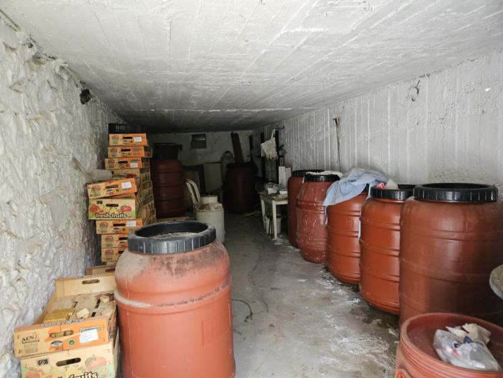 Image No.32-2 Bed Country House for sale