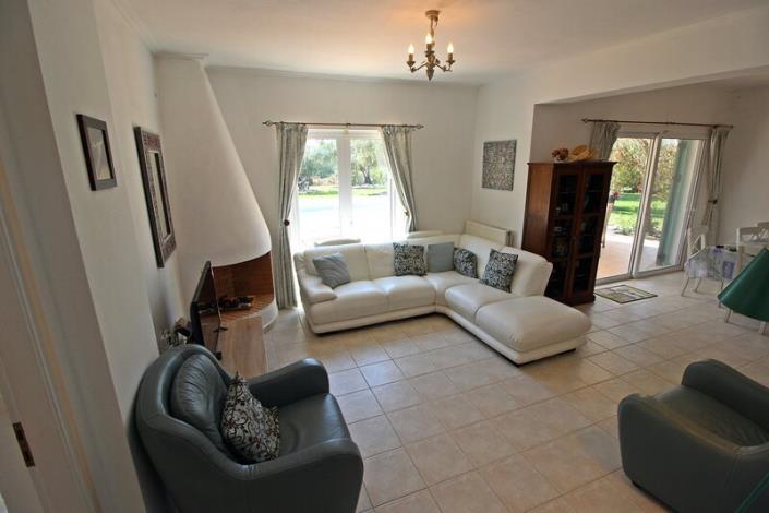 Image No.31-3 Bed Villa for sale
