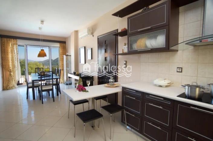 Image No.9-3 Bed Villa / Detached for sale