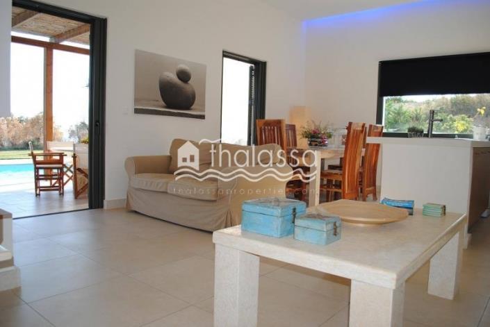 Image No.9-3 Bed Villa / Detached for sale