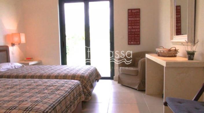 Image No.17-3 Bed Villa / Detached for sale