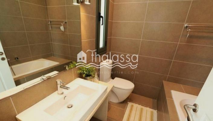 Image No.18-3 Bed Villa / Detached for sale