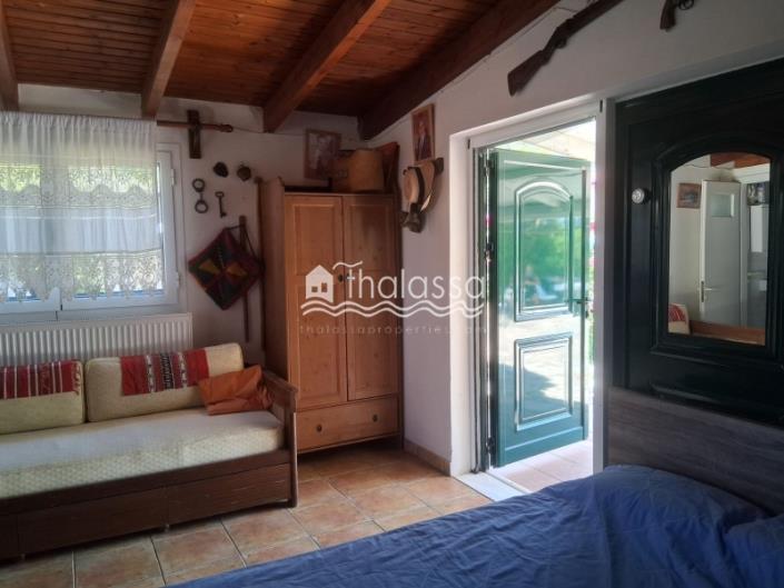 Image No.4-Maison / Villa de 3 chambres à vendre à Karavados