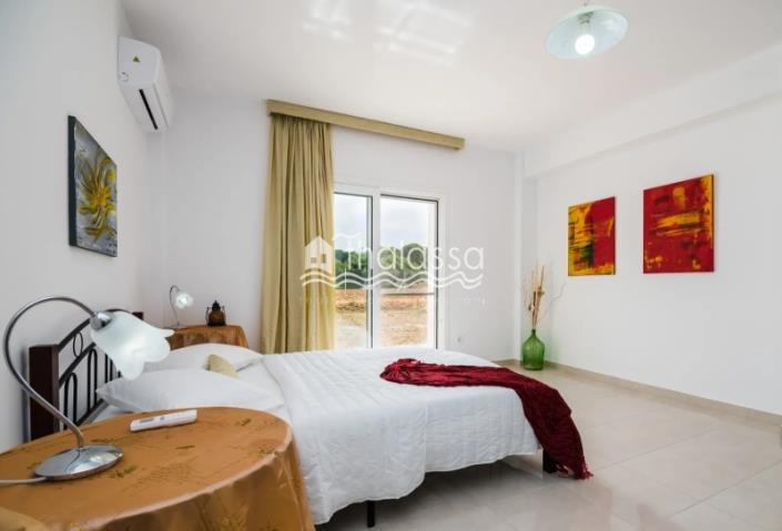 Image No.14-4 Bed House/Villa for sale