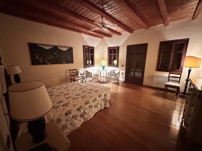 Image No.20-4 Bed House/Villa for sale