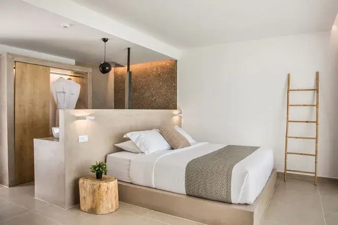 Image No.6-7 Bed Hotel for sale