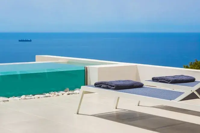 Image No.15-7 Bed Hotel for sale