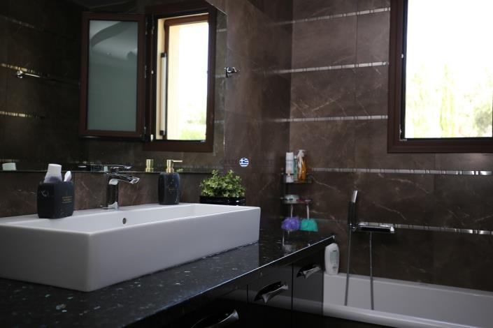 Image No.25-3 Bed Villa for sale