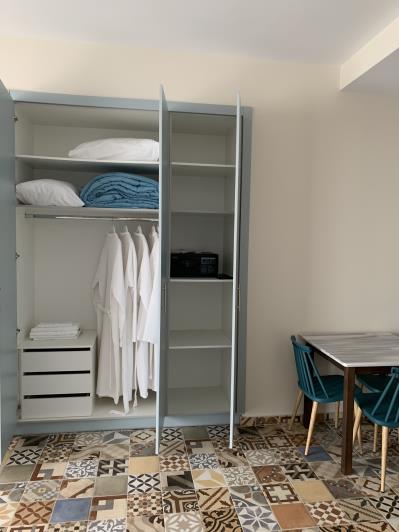 Image No.7-Un hôtel de 8 chambres à vendre à Almirida