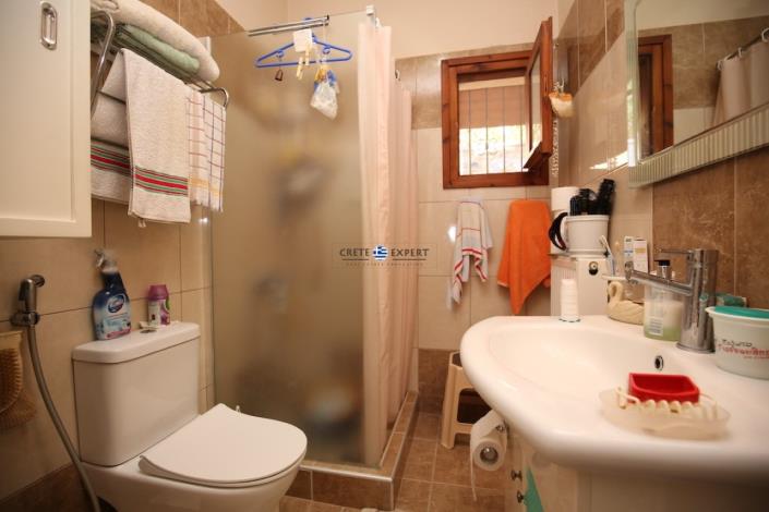 Image No.10-3 Bed House for sale