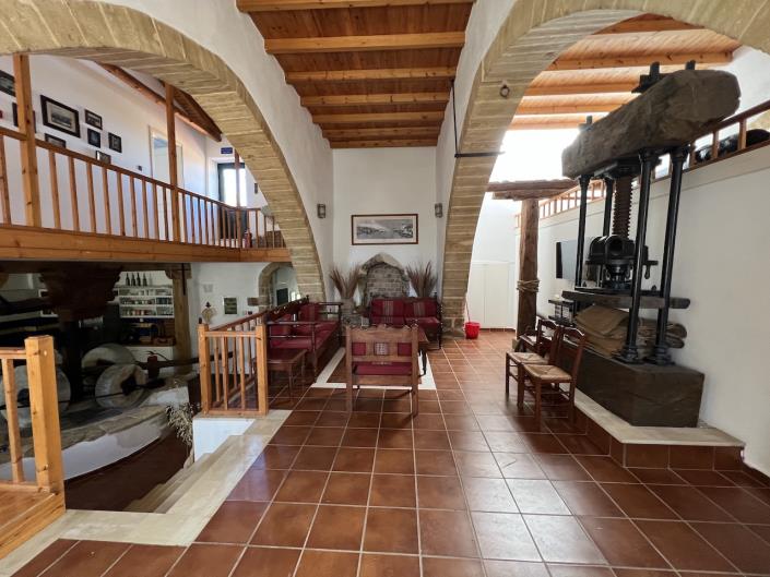 Image No.2-4 Bed House/Villa for sale