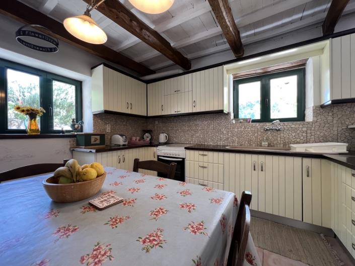 Image No.12-3 Bed House for sale