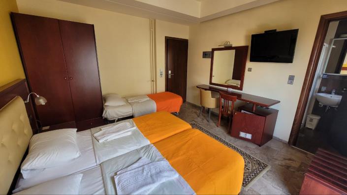 Image No.29-9 Bed Hotel for sale