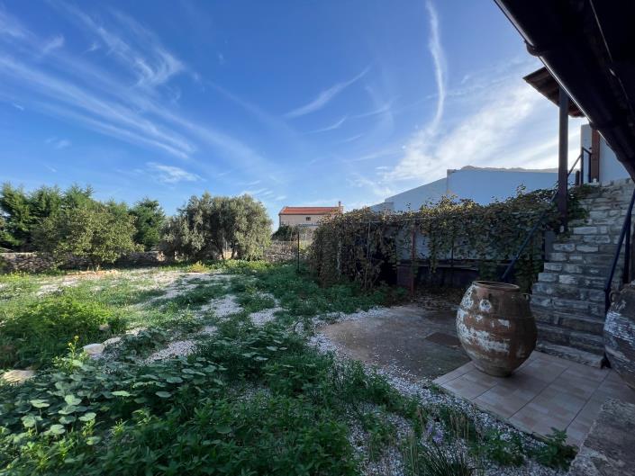 Image No.3-2 Bed House for sale