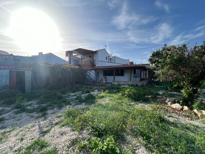 Image No.15-2 Bed House for sale