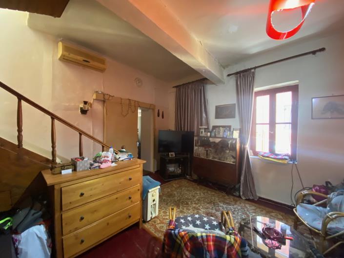 Image No.8-3 Bed House for sale