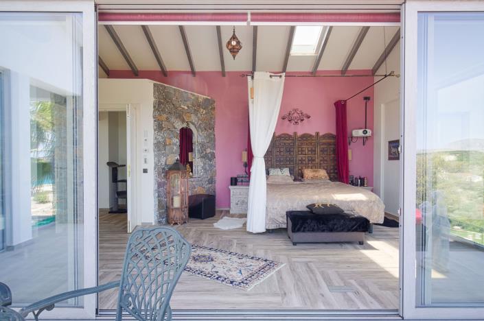 Image No.20-Villa de 5 chambres à vendre à Almyrida