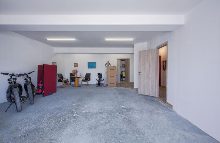 Image No.45-Villa de 5 chambres à vendre à Almyrida